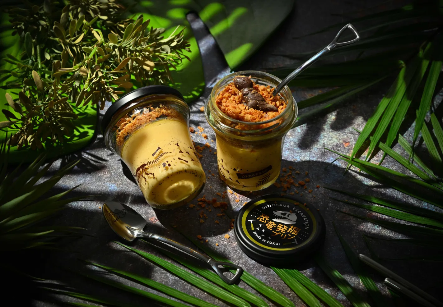 お家で恐竜発掘体験！恐竜チョコを発掘できる“恐竜発掘プリン”の開発